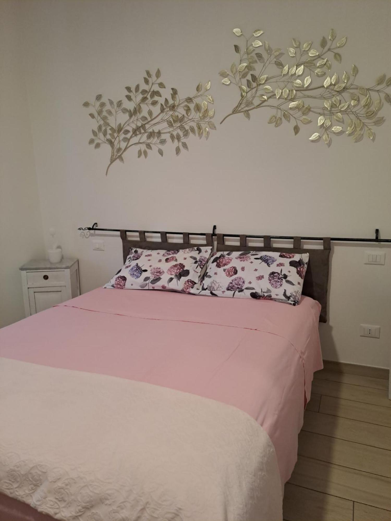 La Casa Dei Butei Apartment กัสเตลนูโอโว เดล การ์ดา ภายนอก รูปภาพ